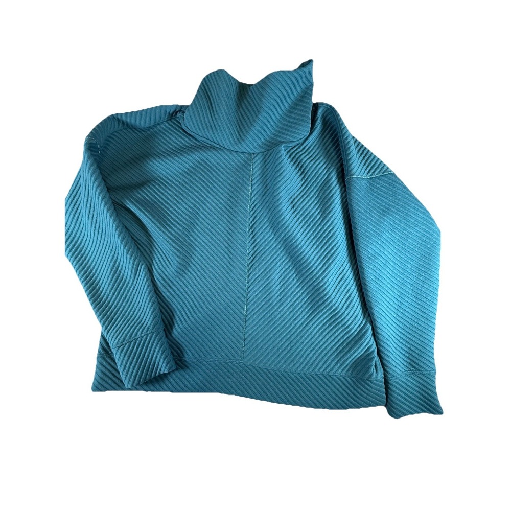 Weekend Retreat Turtleneck Top Women's‎ XL Teal Blue With A Little Glitz